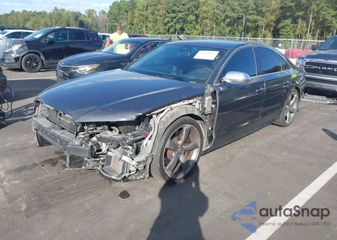 2014 Audi S8 4.0T z USA, uszkodzony, nr VIN WAUD2AFD9EN004471